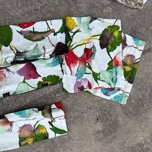 16x16in pillow covers (3)